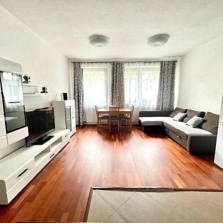 Centrum Park Apartment+ Prague Luaran gambar