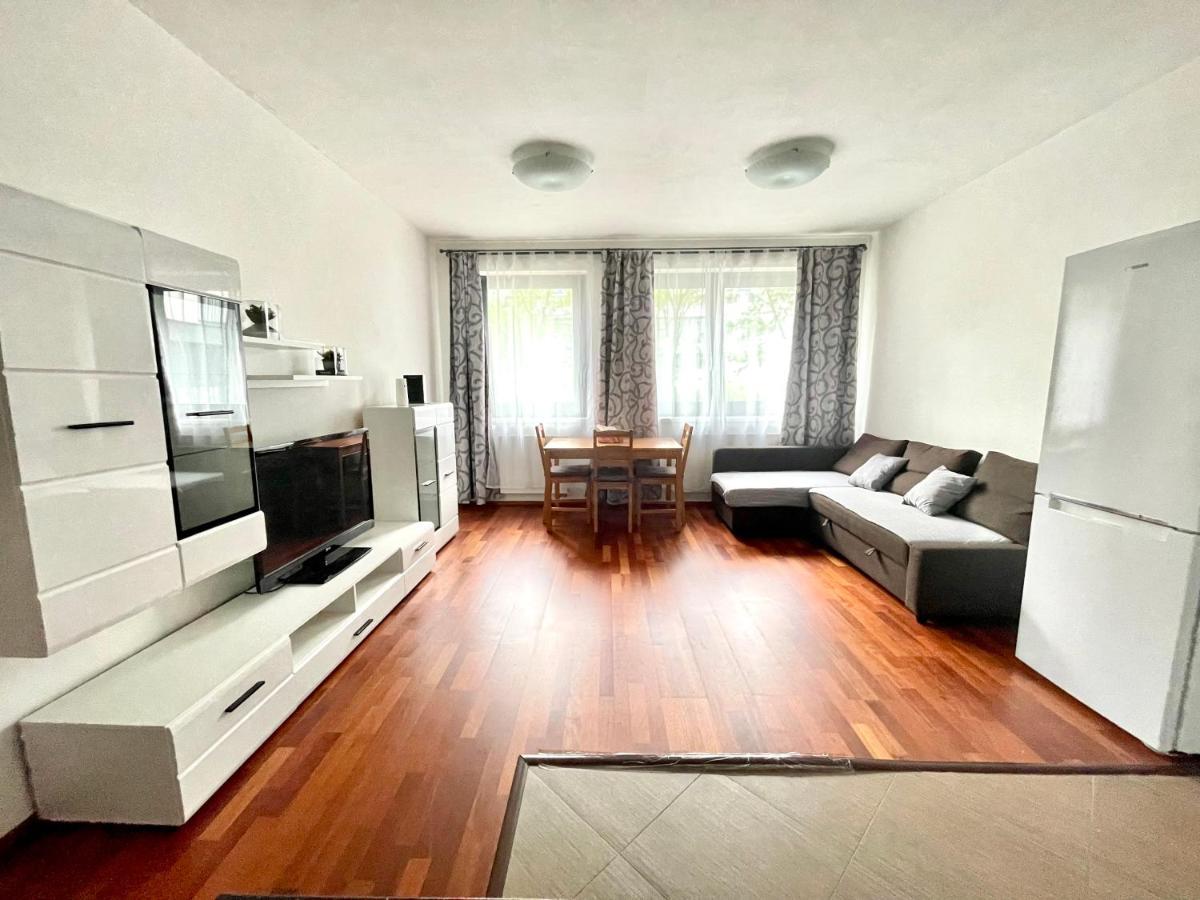 Centrum Park Apartment+ Prague Luaran gambar